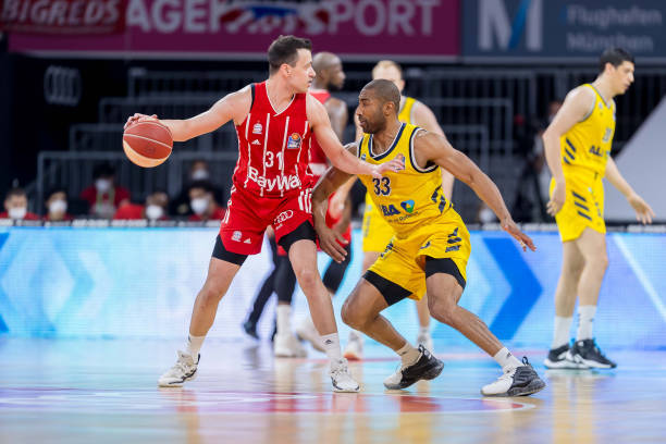 赛季的多线 赛季的多线